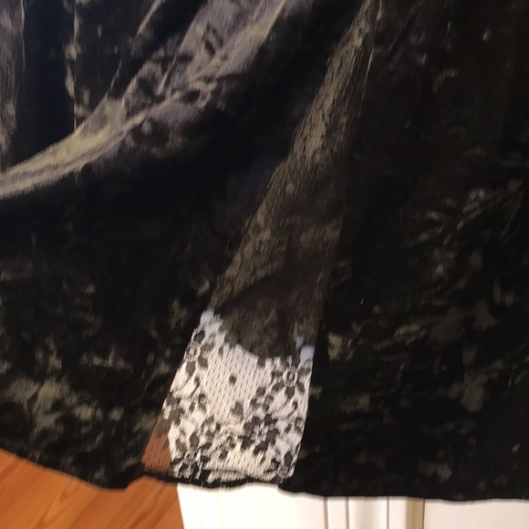 Grace Dane Lewis - Picture 2 of 2